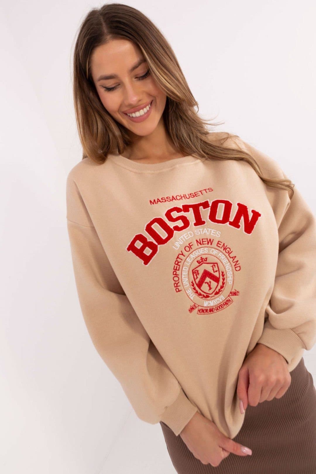Love Lace Love Lace Women's Insulated Cotton Polyester Print Patch Sweatshirt in Beige