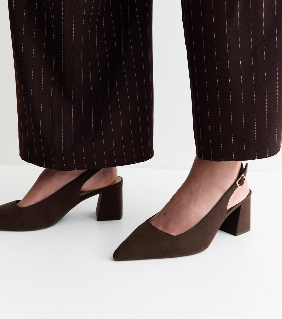 New Look Women's Wide Fit Dark Brown Faux Suede Block Heel Slingback Pumps Vegan New Look