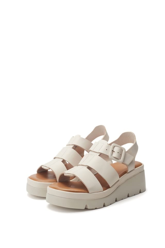 Moda In Pelle Moda In Pelle Women's 'Stathes' Leather Flatforms in Off-White - 3