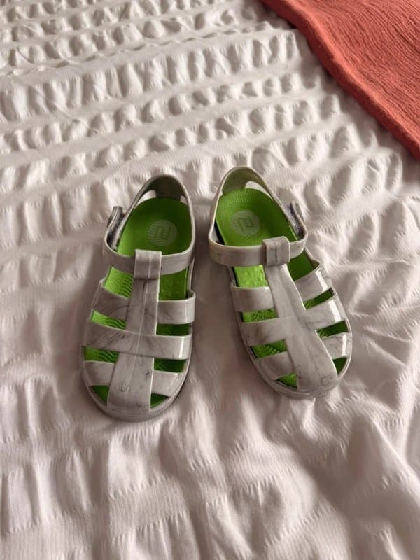 River Island Kids Marble Effect Jelly Sandals | Grey & Neon Green | Size UK 8 👟