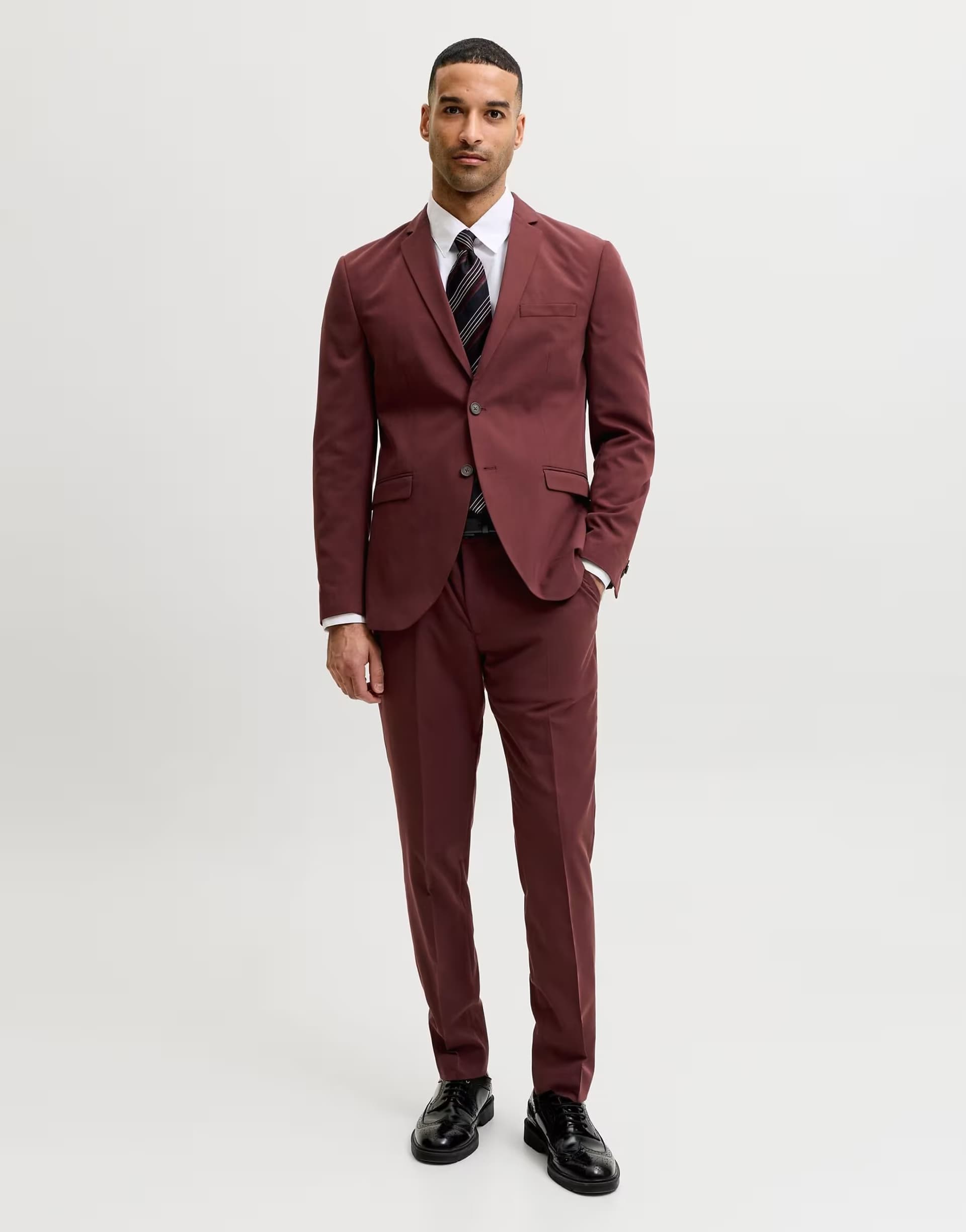 ASOS Jack & Jones Single breasted blazer and tailored trousers in bitter chocolate