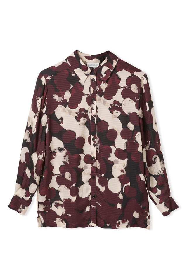Celtic & Co Celtic & Co Women's Pleated Back Blouse - 2