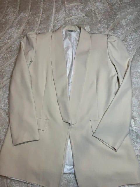 Rosy Days Cream Blazer - S10