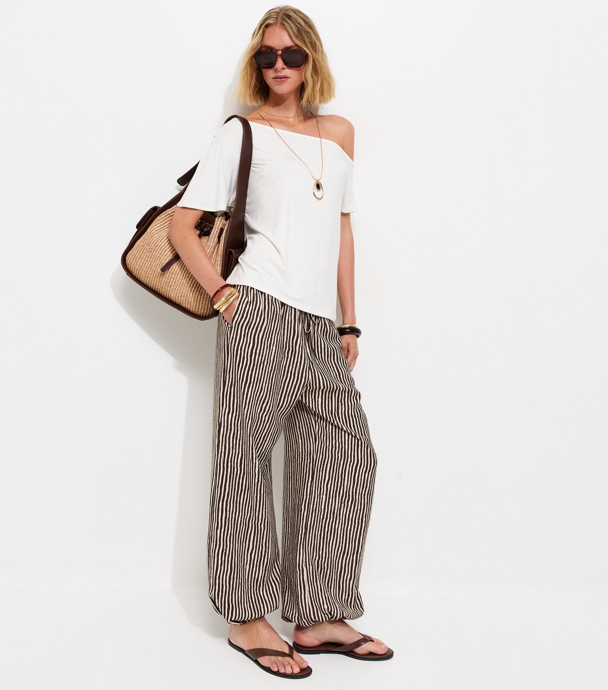 New Look Women's Brown Striped Tapered Cuff Trousers New Look - 3