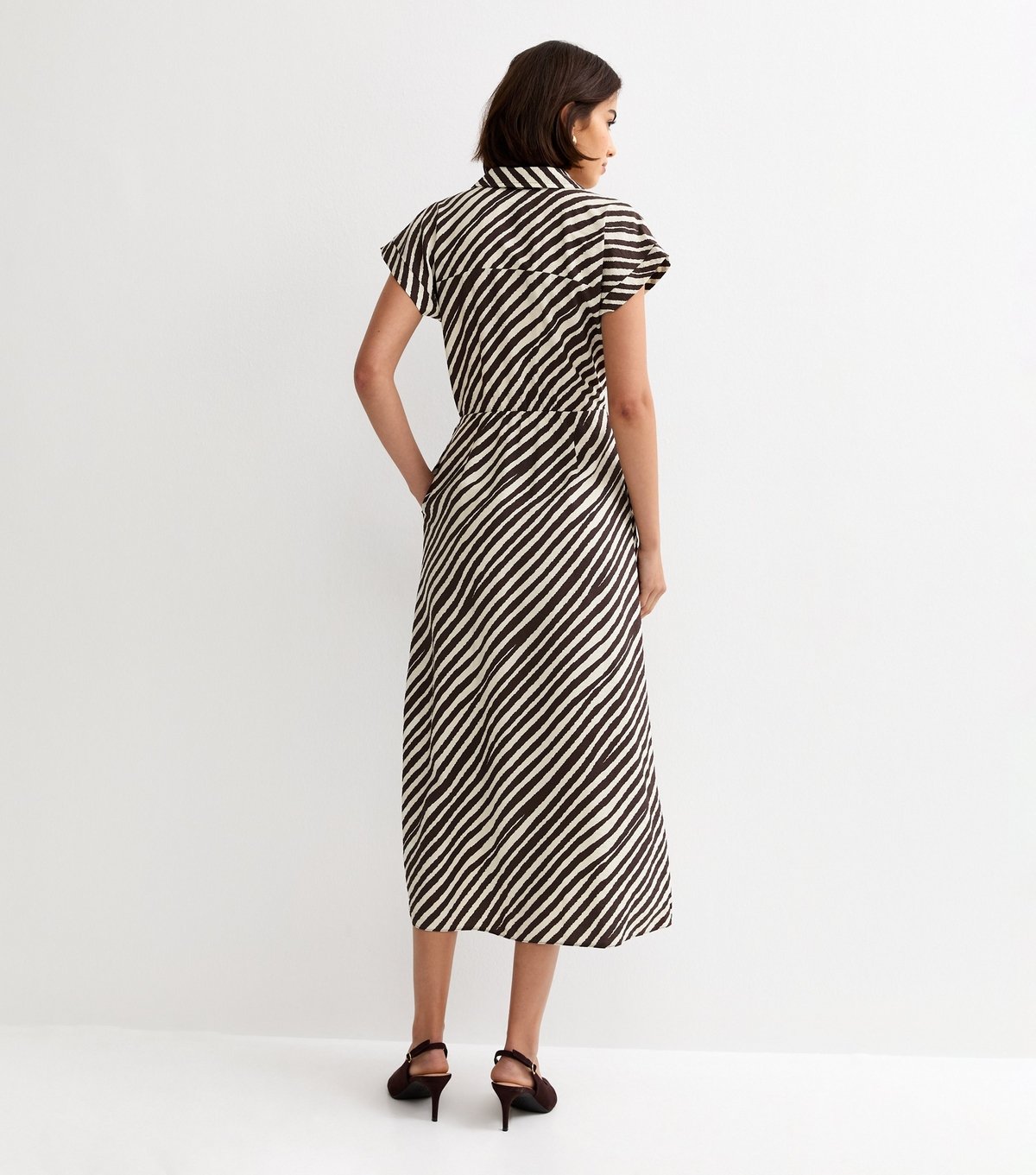 New Look Women's Brown Striped Tie Front Midi Shirt Dress New Look - 4