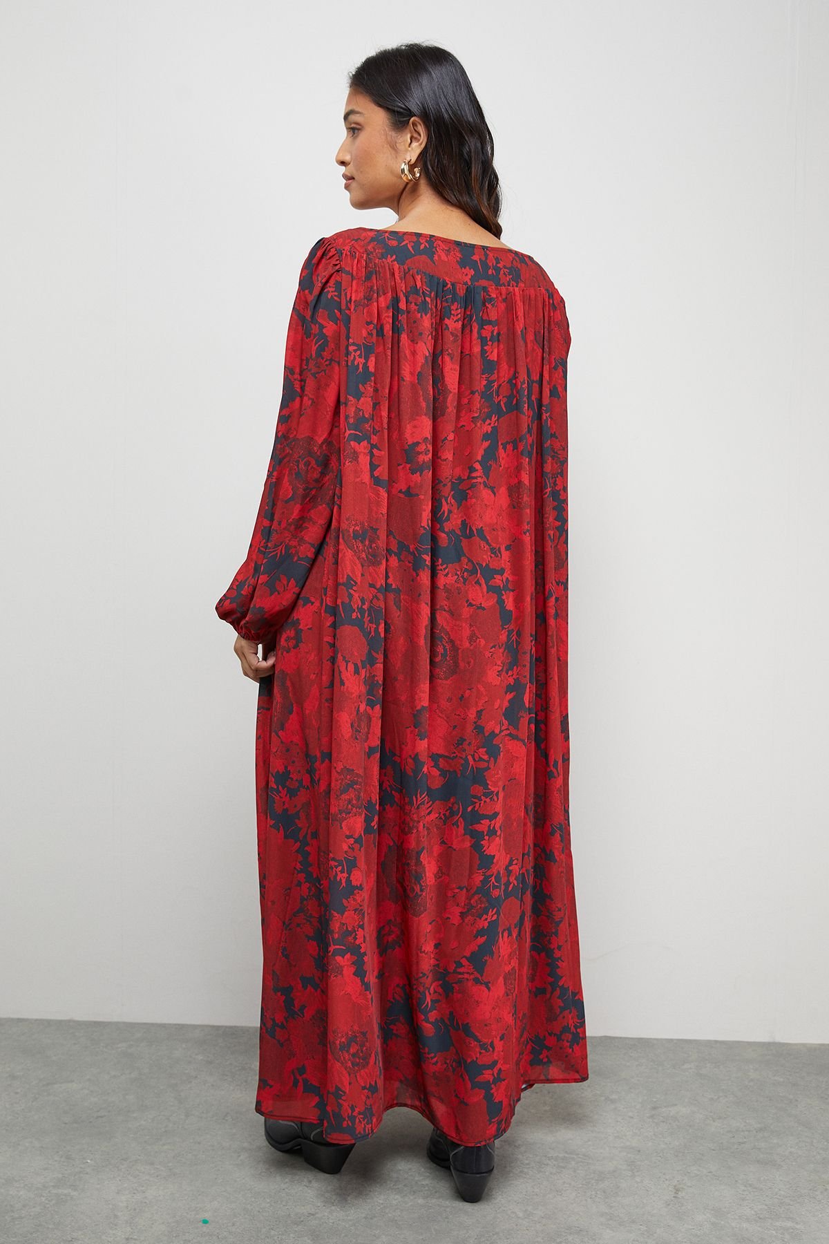 Warehouse Warehouse Women's Petite Chiffon Tie Front Volume Midi Smock Dress in Red - 3