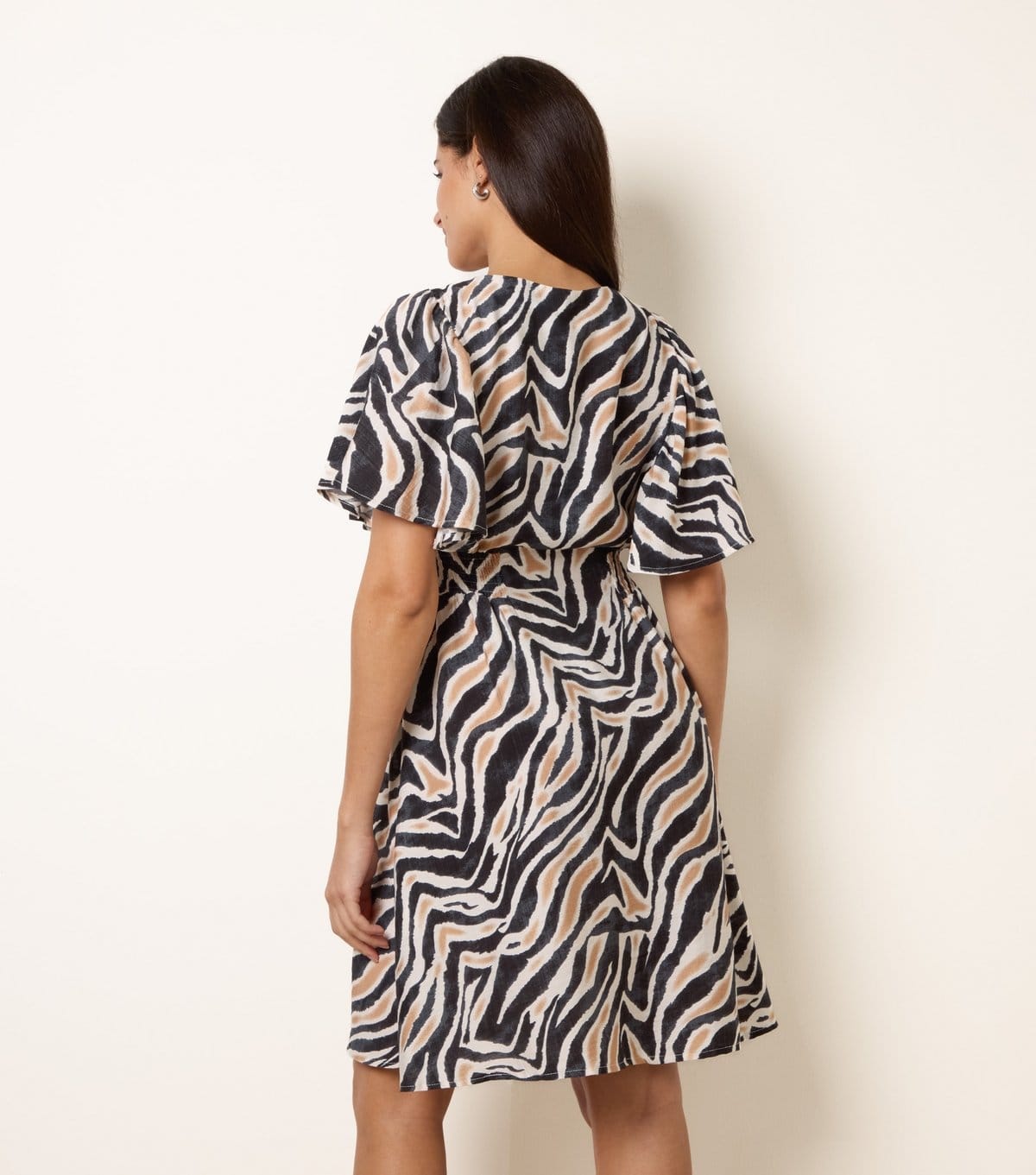 Blue Vanilla Women's Black Abstract Print Mini Dress Blue Vanilla New Look - 4