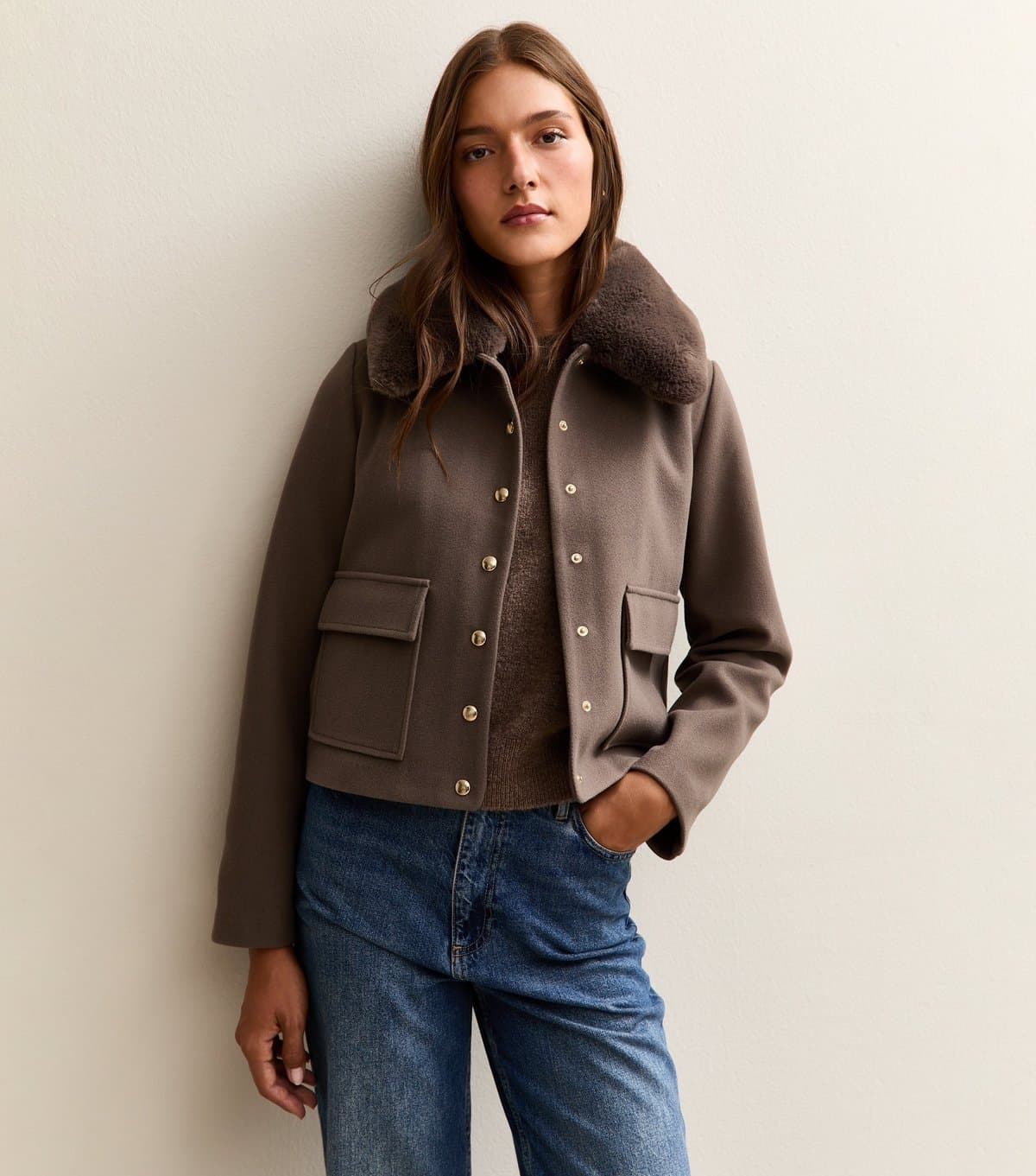 New Look Women's Mink Faux Fur Collar Short Shacket New Look