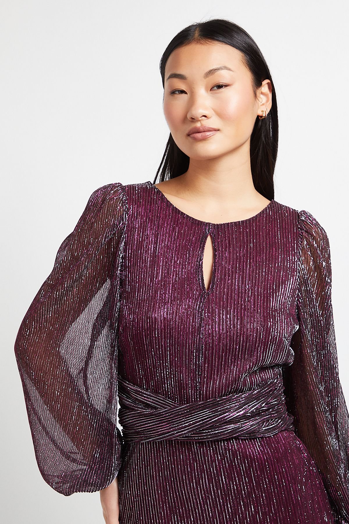 Dorothy Perkins Dorothy Perkins Women's Petite DP Luxe Sparkle Plisse Jersey Keyhole Twist Front Midi Dress in Pink - 4