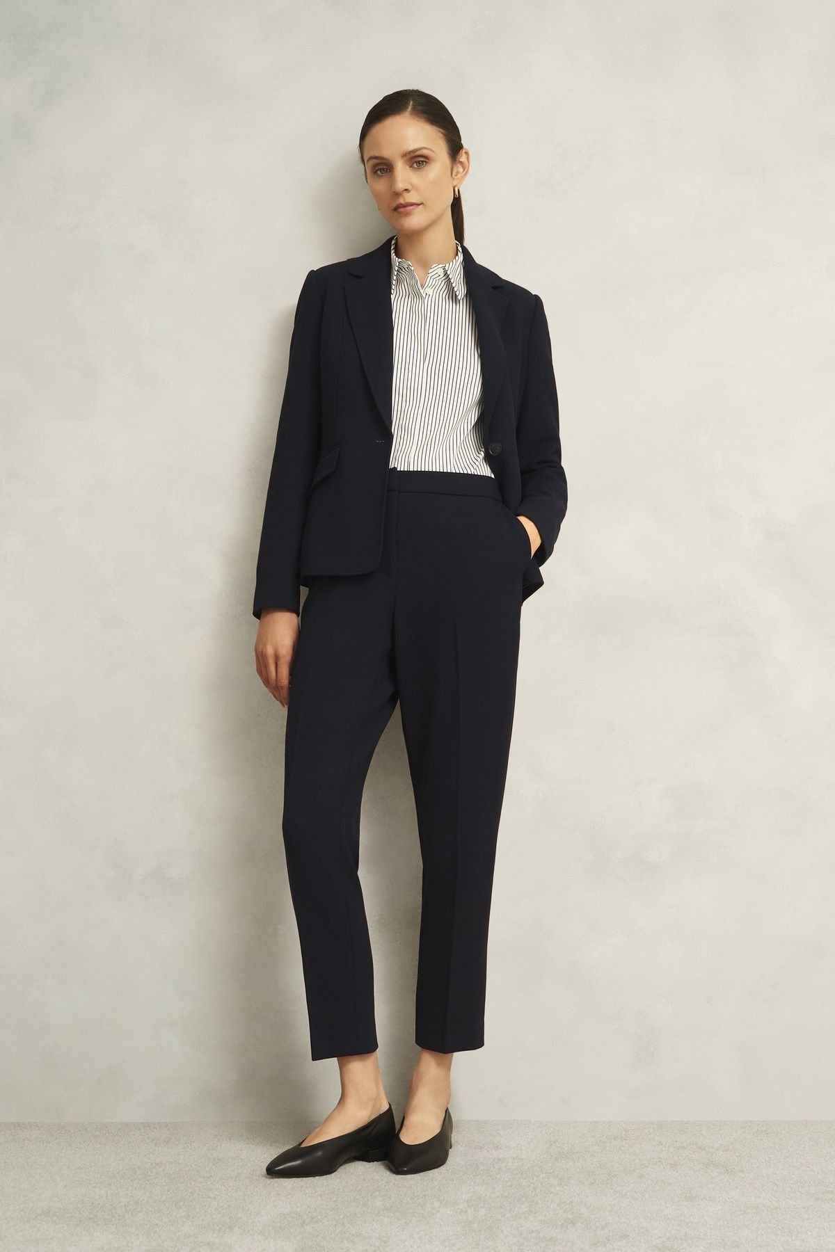 Hobbs London Hobbs London Women's Ivy Slim Trousers in Dark Navy - 3