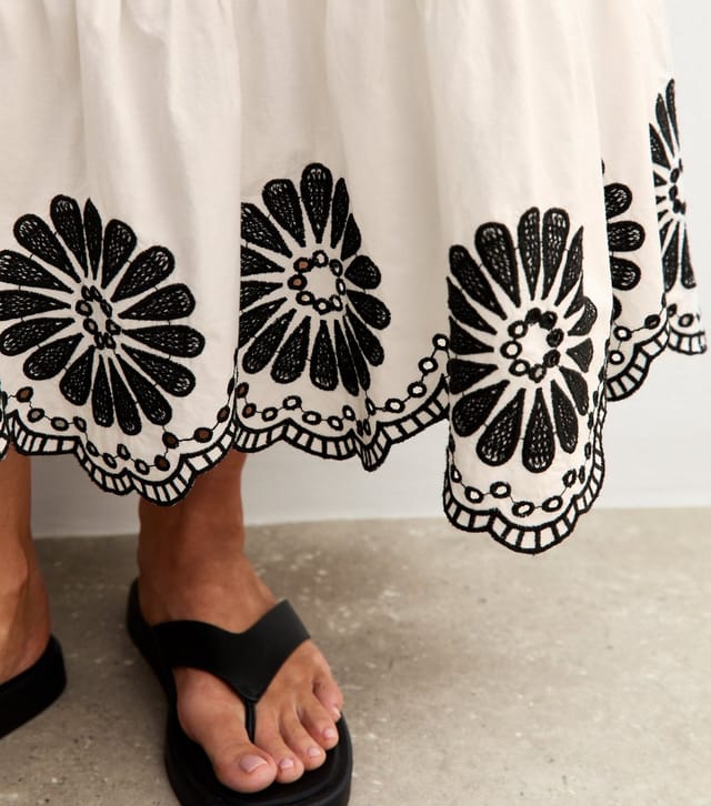 New Look Women's White Floral Embroidered Tiered Midi Skirt New Look - 2