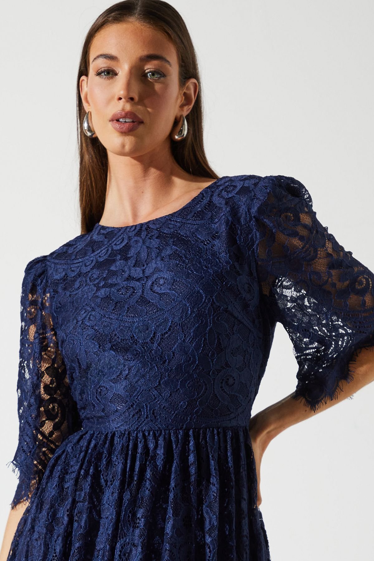 Coast Coast Women's Lace Short Sleeve Midi Dress in Navy - 4