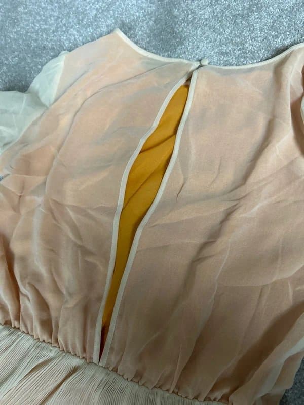 Topshop Fab little Topshop chiffon style dress size 8