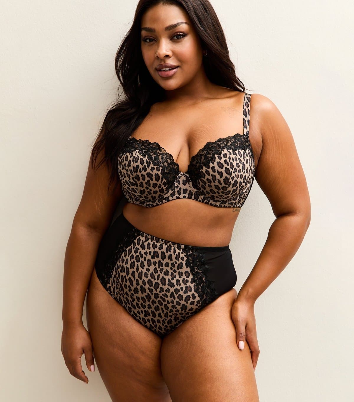 New Look Women's Plus Size Black Leopard Print Embroidered Trim Briefs Curves New Look