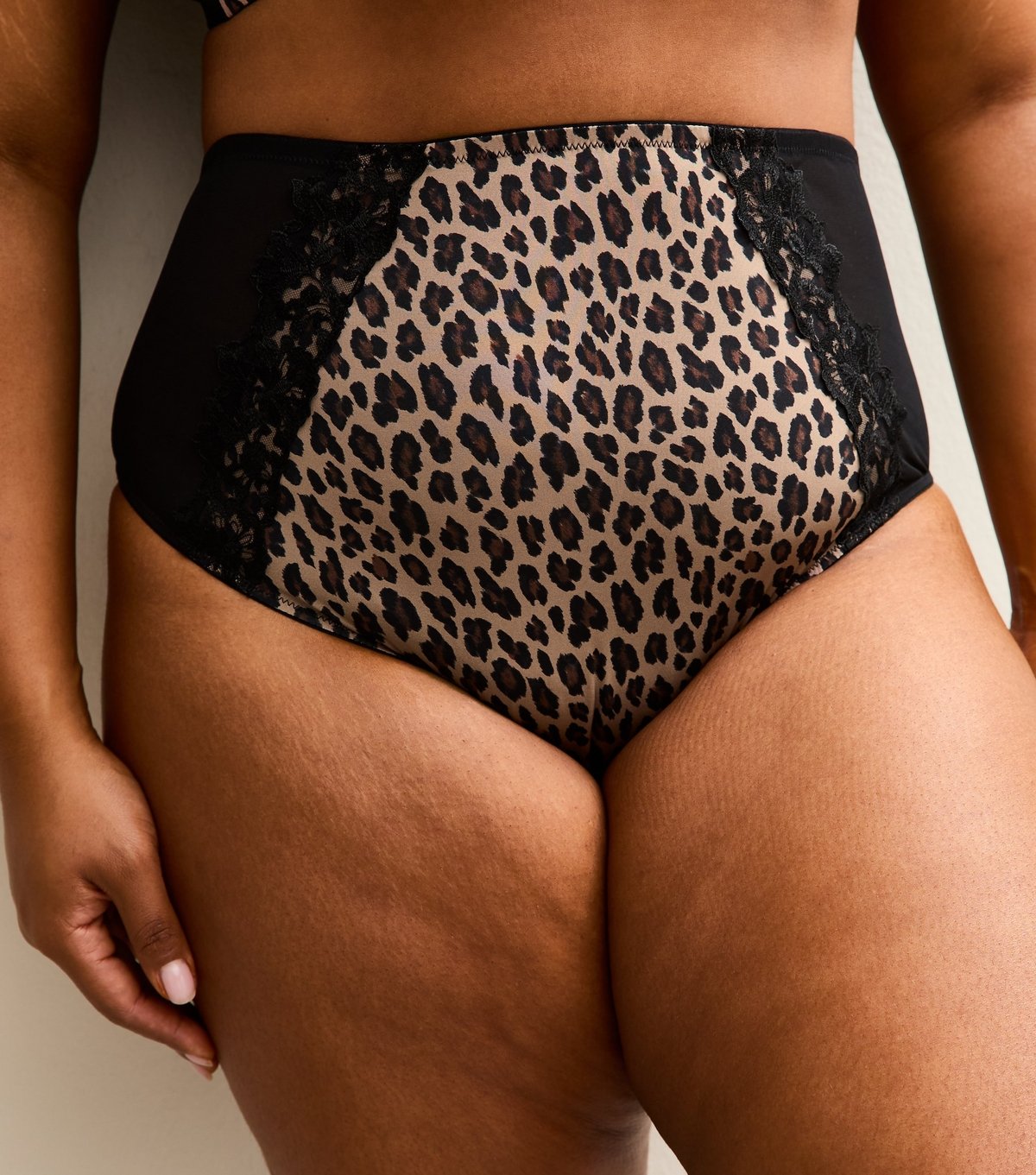 New Look Women's Plus Size Black Leopard Print Embroidered Trim Briefs Curves New Look - 2