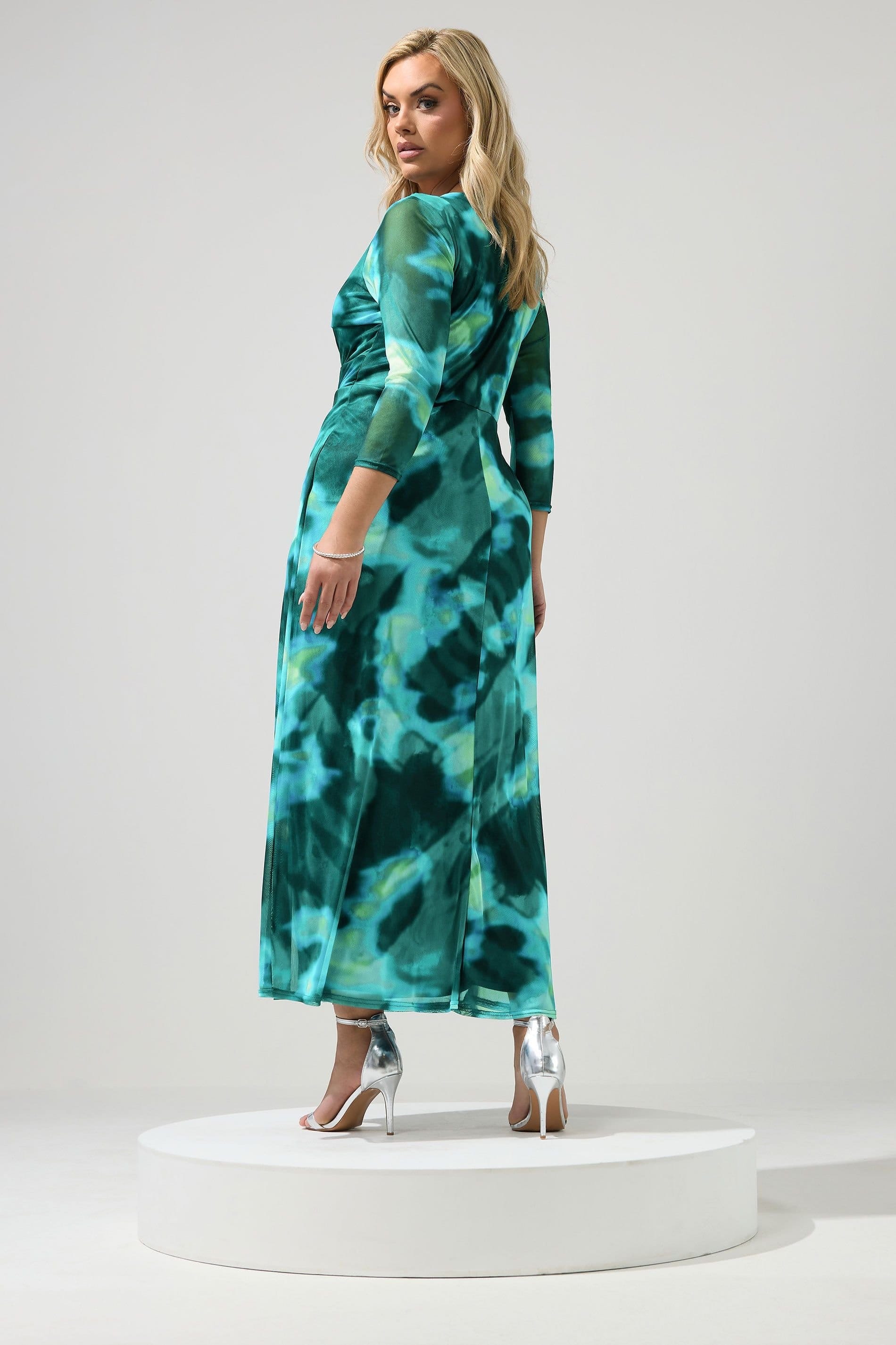 Yours Yours Women's Abstract Knot Front Maxi Dress in Turquoise - 4