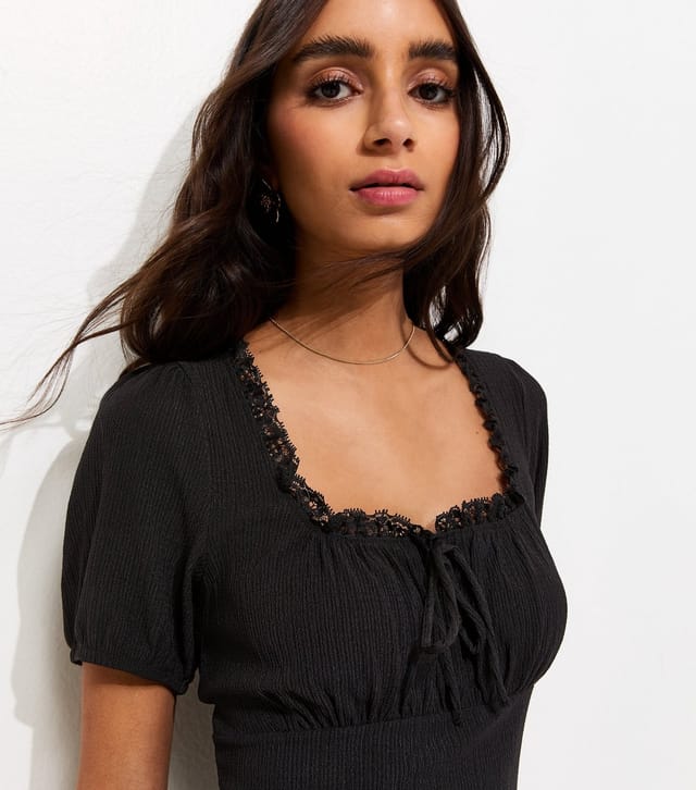 New Look Women's Black Crinkle Short Sleeve Milkmaid Midi Dress New Look - 2