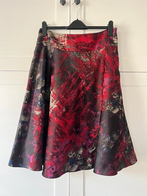 Per Una Y2K 00s boho chic Per Una M&S Red Abstract Jacquard Midi Skirt - AW14 Archive Piece