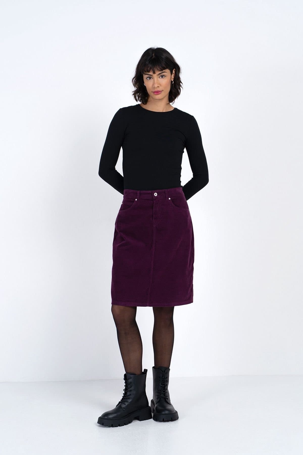 Kettlewell Kettlewell Women's Jamie Cord Knee Length Skirt in Aubergine