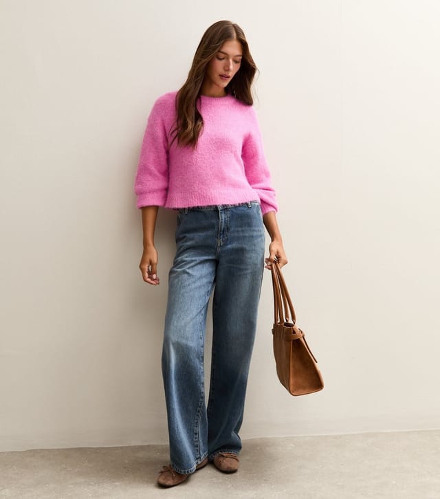 Sunshine Soul Women's Pink Crew Neck Cropped Jumper Sunshine Soul New Look - 2