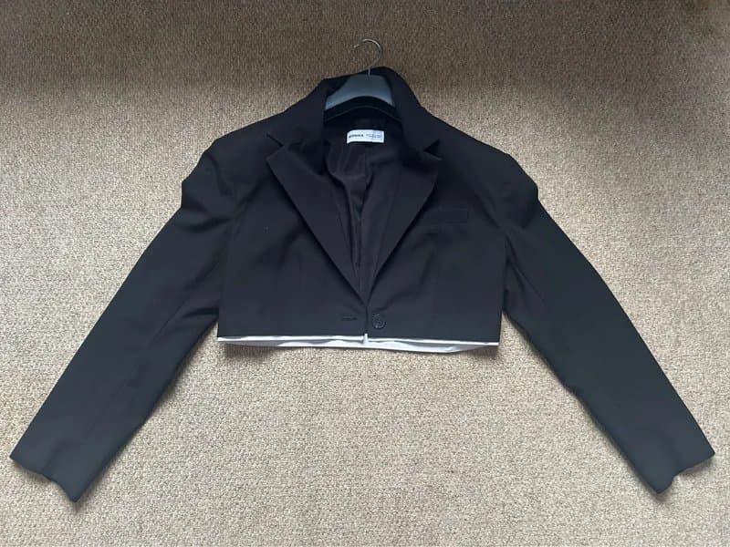 Bershka Bershka black cropped blazer