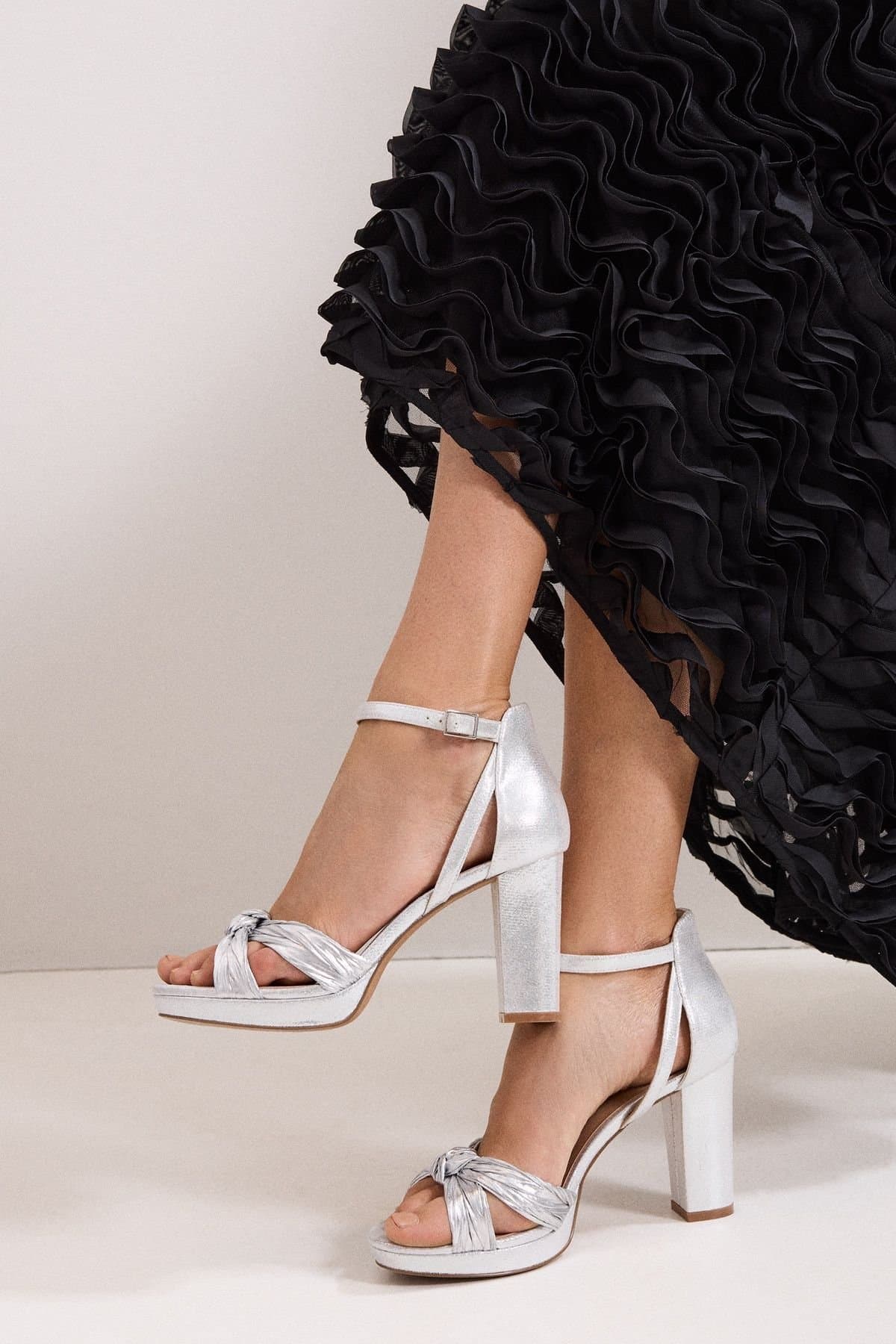 Phase Eight Phase Eight Women's Metallic Silver Platform Sandals