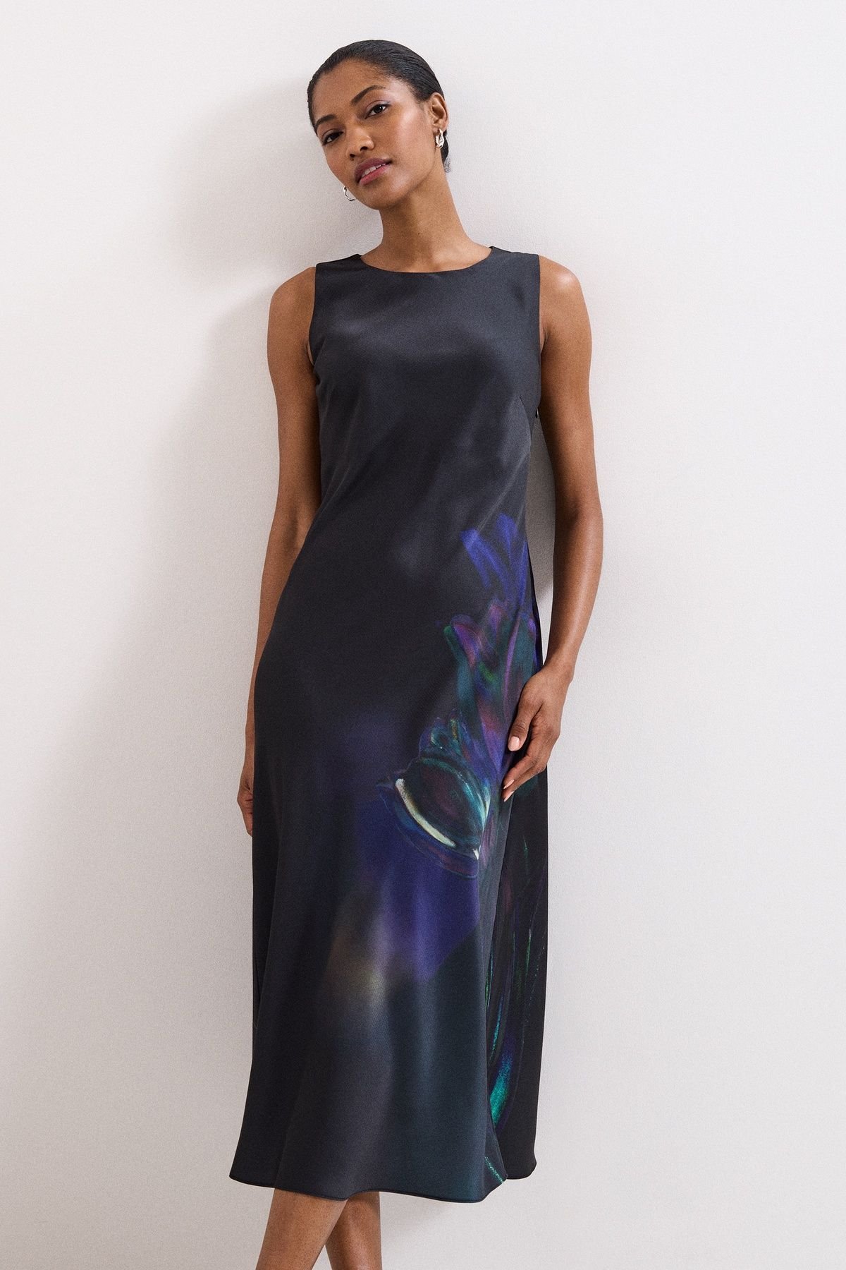 Phase Eight Phase Eight Women's Felicity Floral Dres in Black - 3