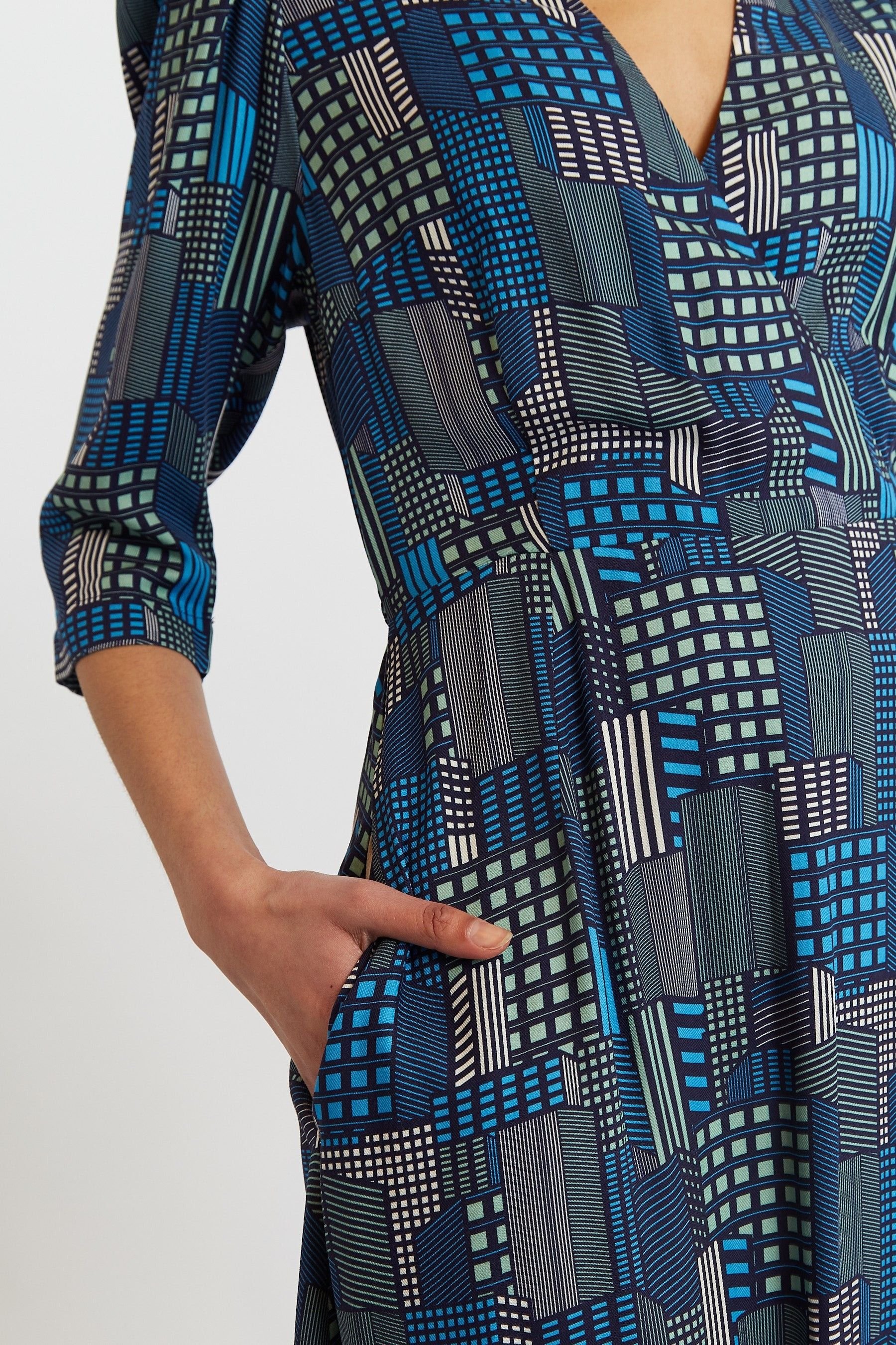 Louche Louche Women's Metea Geo City Print Faux Wrap Midi Dress in Blue - 3