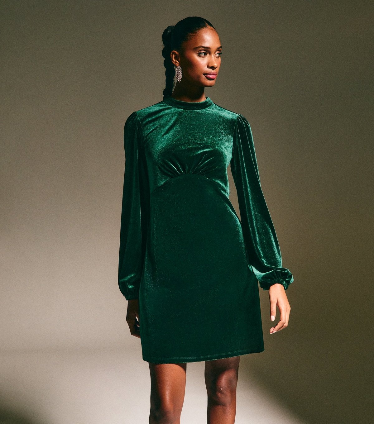 New Look Women's Dark Green Velvet High Neck Long Sleeve Mini Dress New Look - 2
