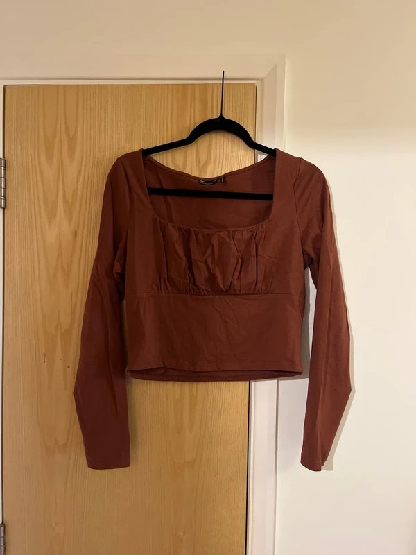 ASOS Design Brown long sleeve top with ruched chest detail - 1