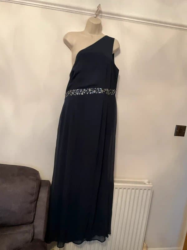 Anaya Elegant one shoulder evening dress. Size 16