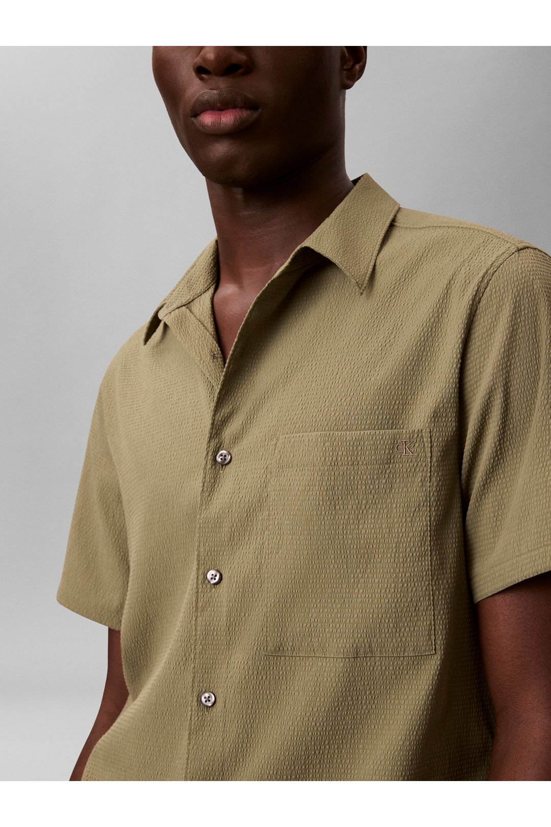 Calvin Klein Calvin Klein Men's Solid Seersucker Classic Shirt Khaki - 3
