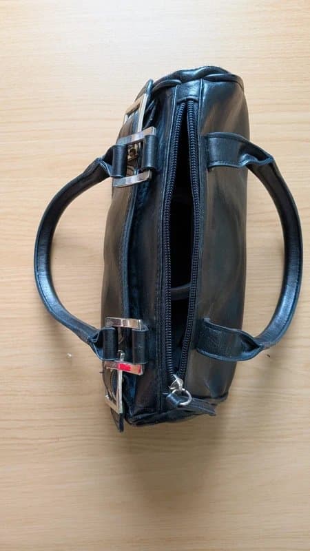 New Look Black faux leather handbag