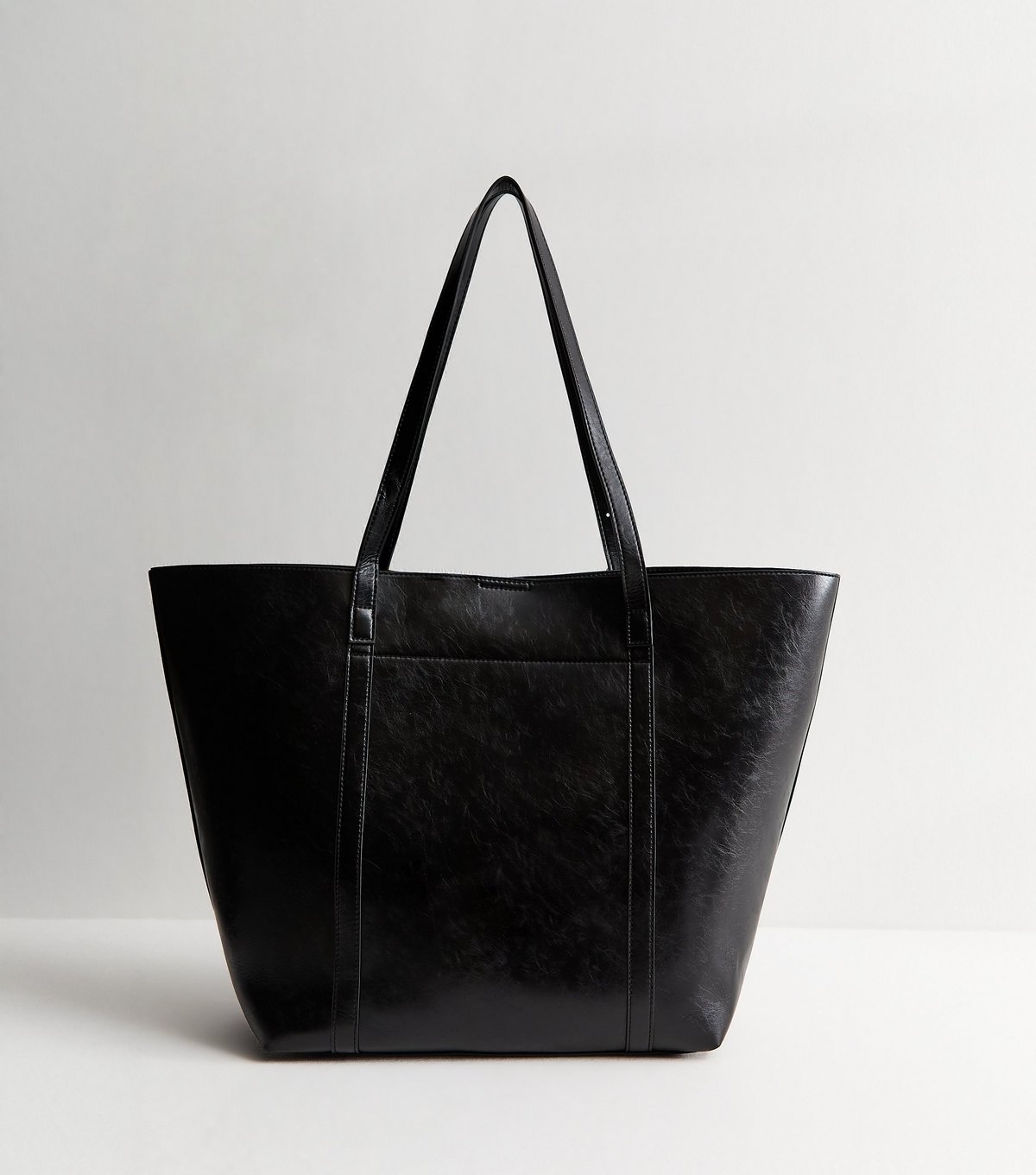 New Look Black Faux Leather Buckled Strap Tote Bag New Look - 4