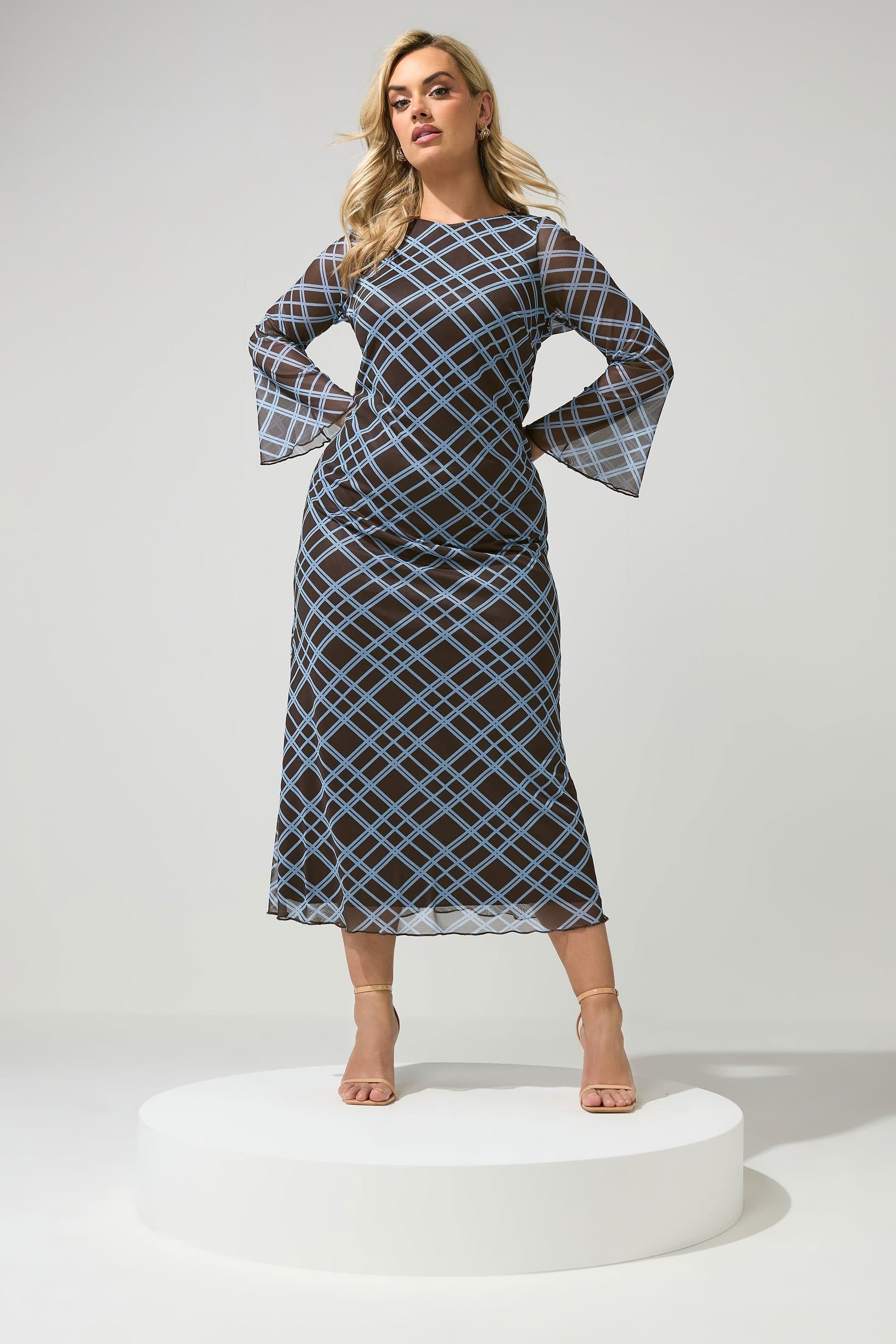 Yours Yours Women's Check Mesh Maxi Dress in Chocolate