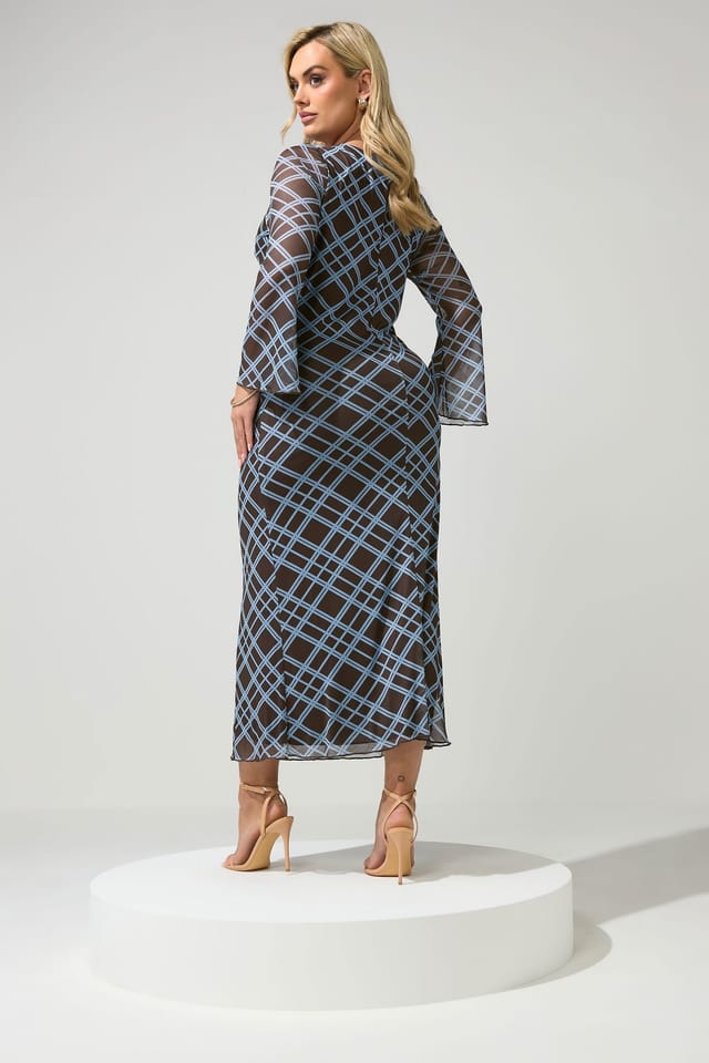 Yours Yours Women's Check Mesh Maxi Dress in Chocolate - 3