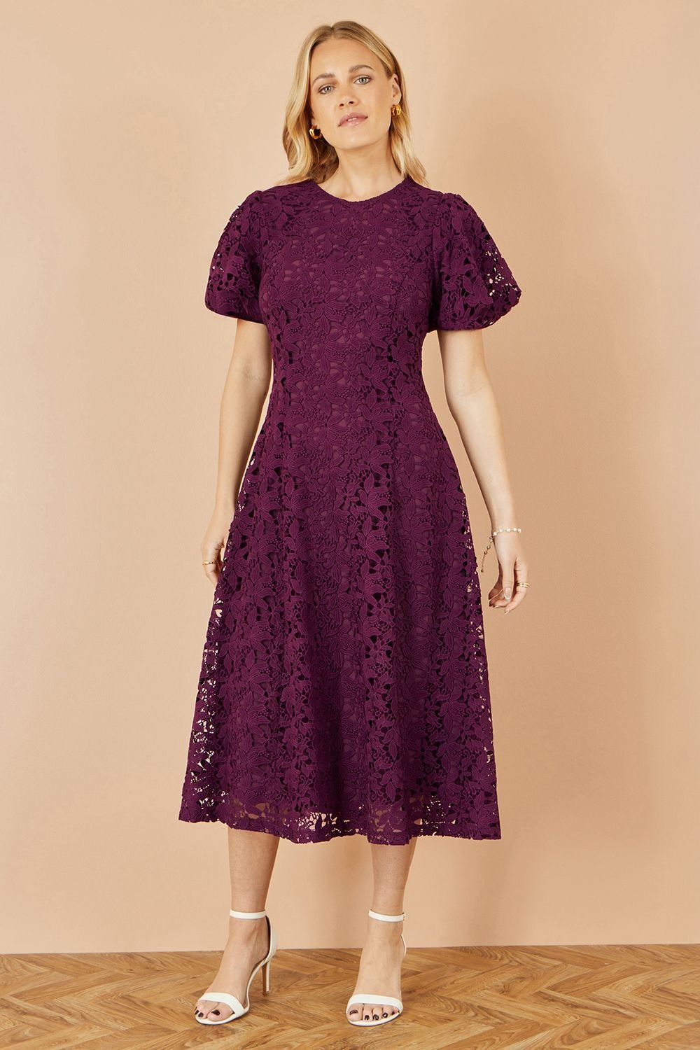 Yumi Yumi Women's Burgundy Lace Midi Skater Dress - 2