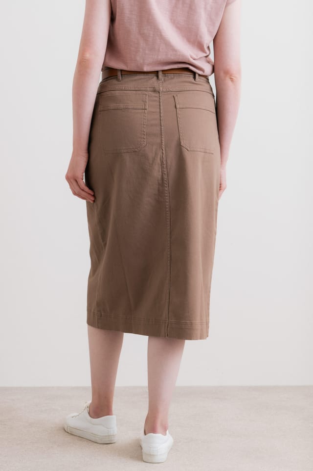 Lily & Me Lily & Me Women's Morwenna Stretch Twill Midi Skirt in Brown - 3