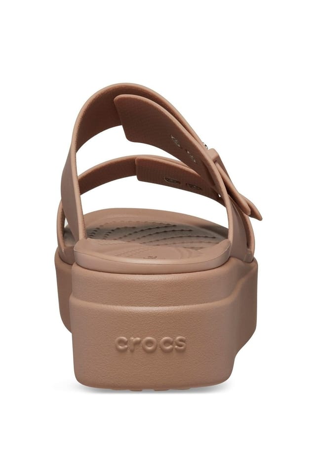 Crocs Crocs Women's 'Brooklyn' Sandal Summer in Light Brown - 3