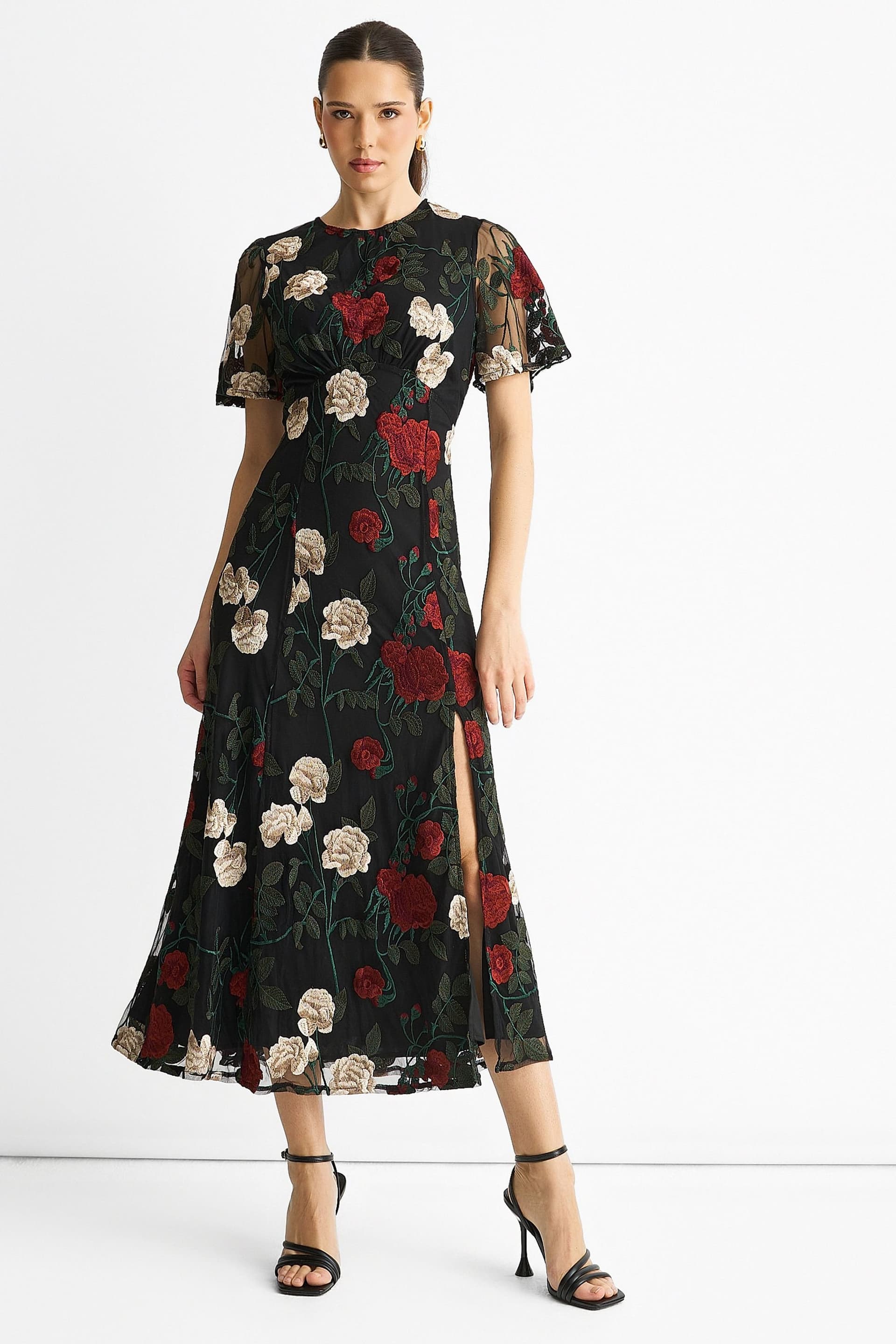 Gini London Gini London Women's Black Angel Sleeves Embroidered Occasion Midi Dress