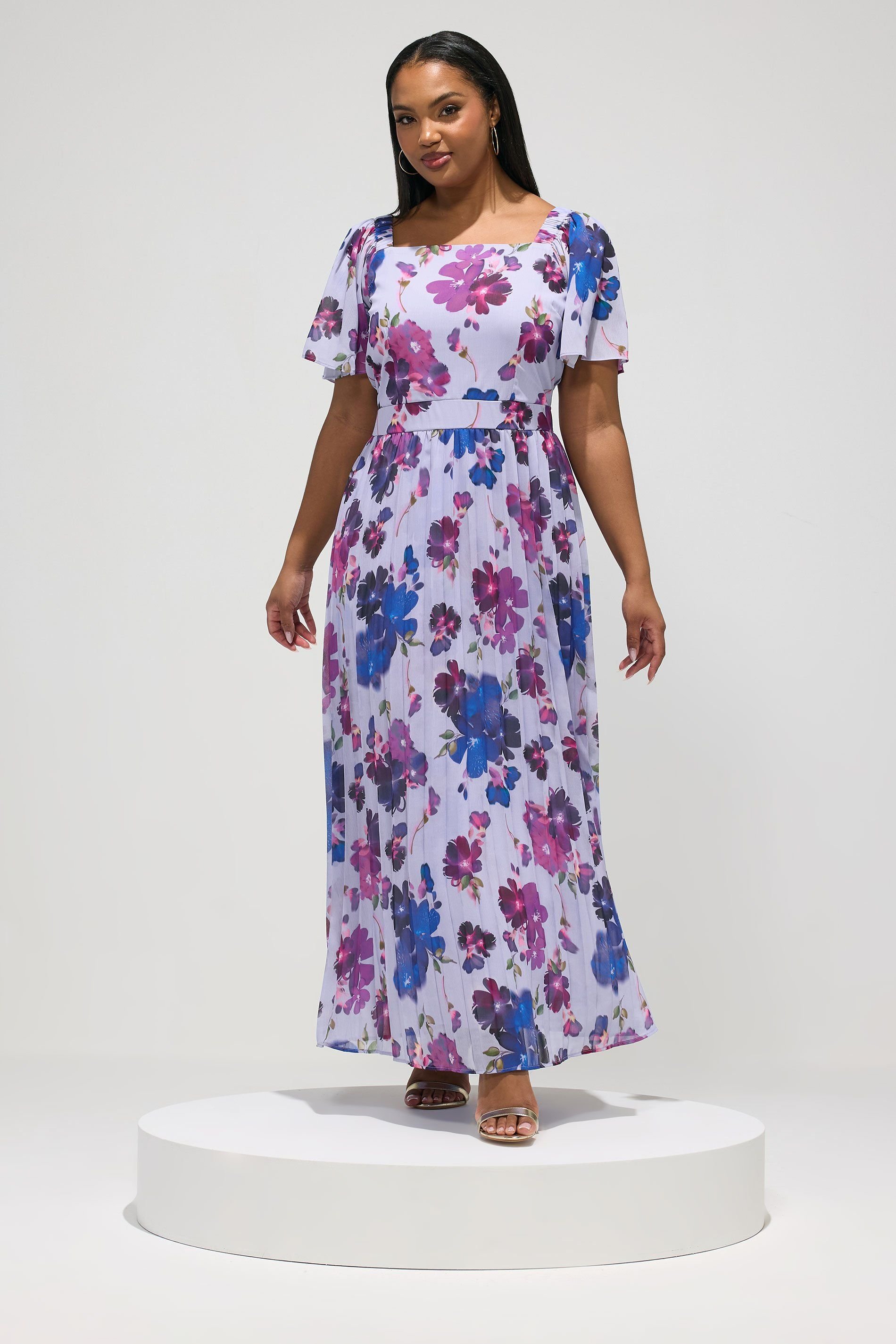 Yours Yours Women's Floral Maxi Dress in Pale Blue - 1