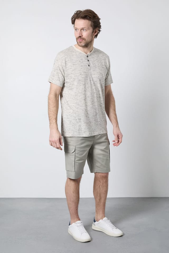 Maine Maine Men's Mid Grey Short Sleeve Slub Grandad Neck T-Shirt - 2