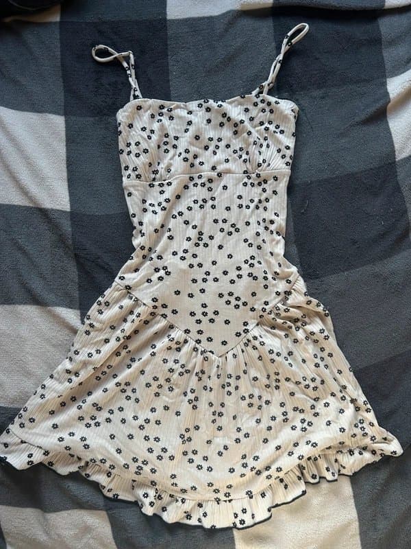 Bershka Floral fitted dress