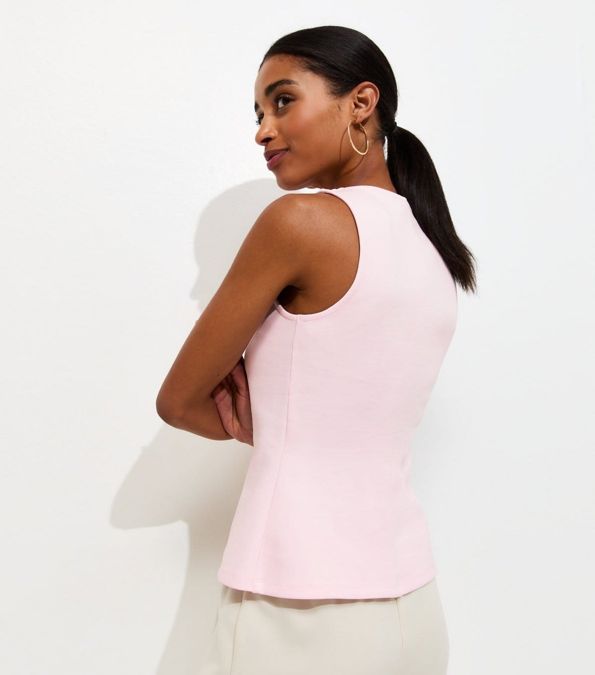 New Look Women's Light Pink Jersey Crew Neck Faux Pearl Button Waistcoat New Look - 4