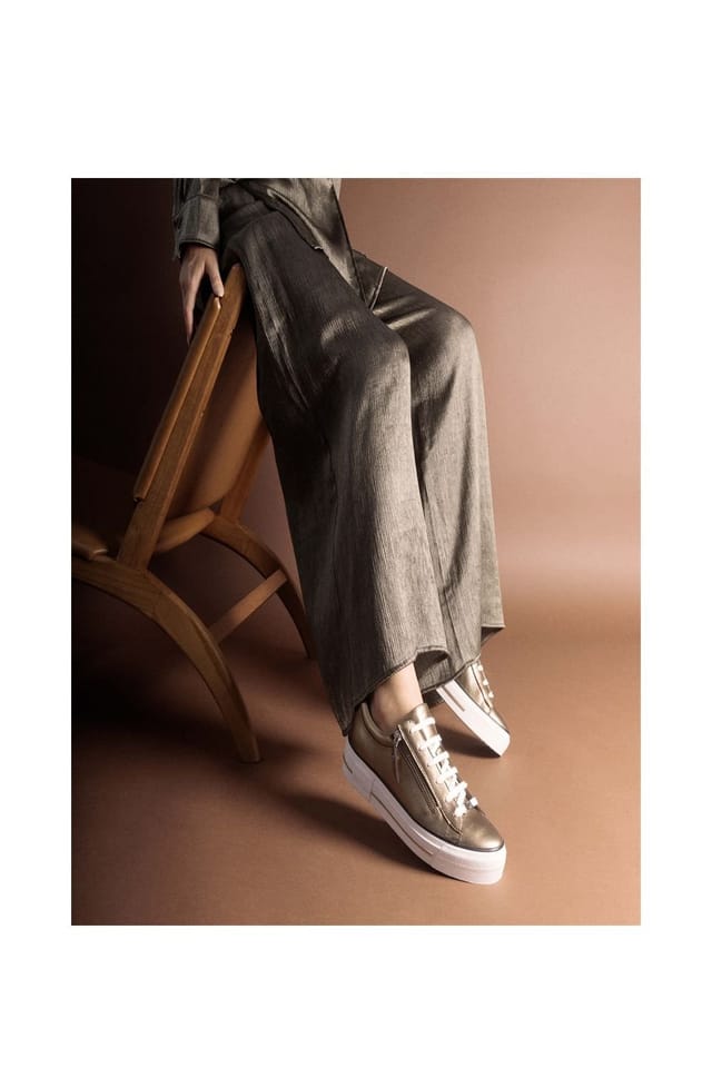 Moda In Pelle Moda In Pelle Women's 'Filician' Metallic Leather New Trainers in Gold - 2