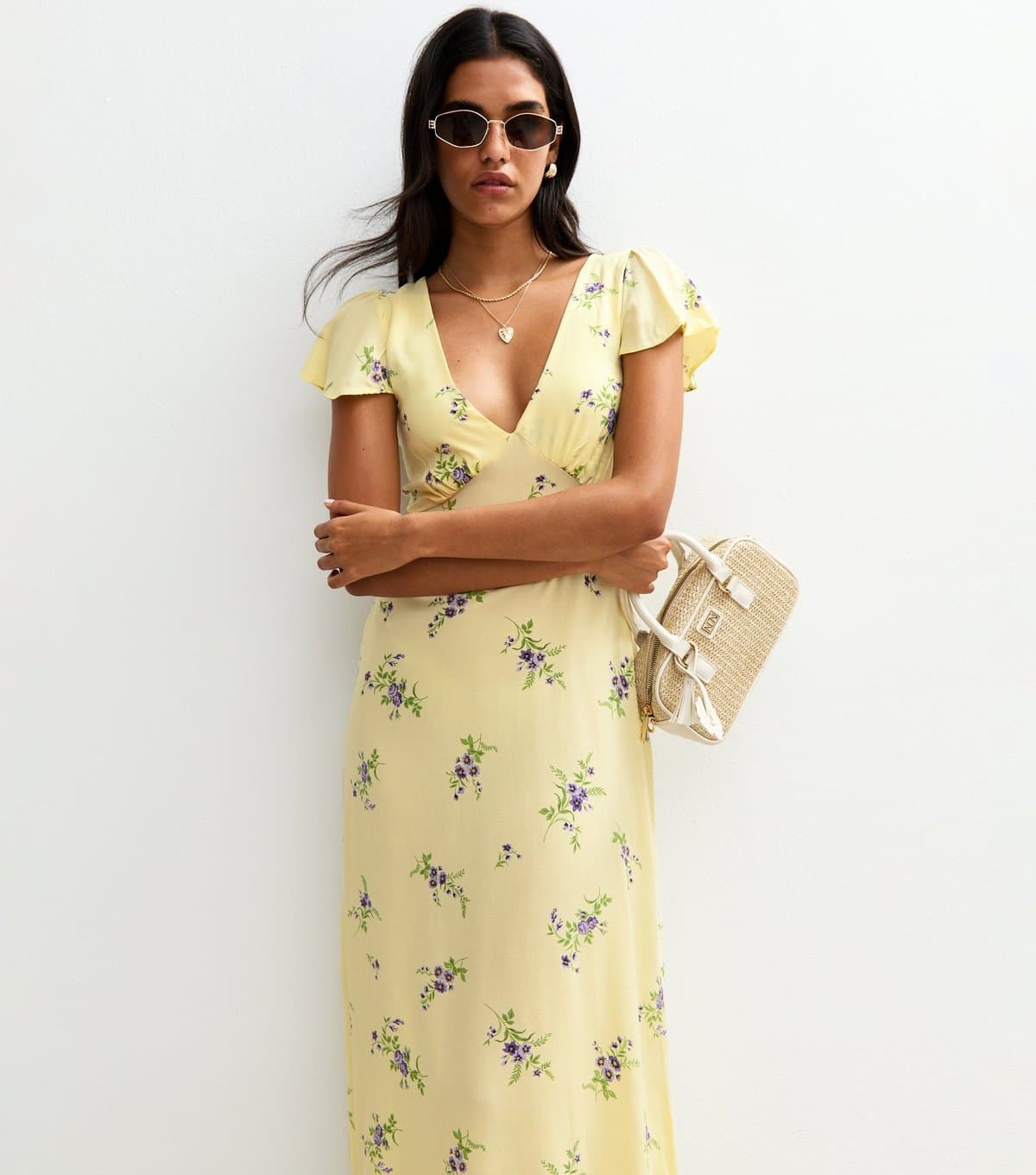 New Look Women's Yellow Floral Print Flutter Sleeve Midi Dress New Look