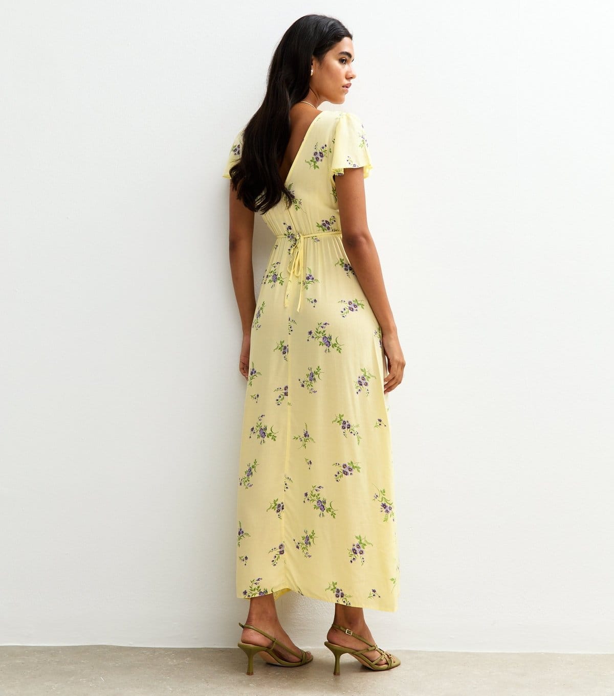 New Look Women's Yellow Floral Print Flutter Sleeve Midi Dress New Look - 4