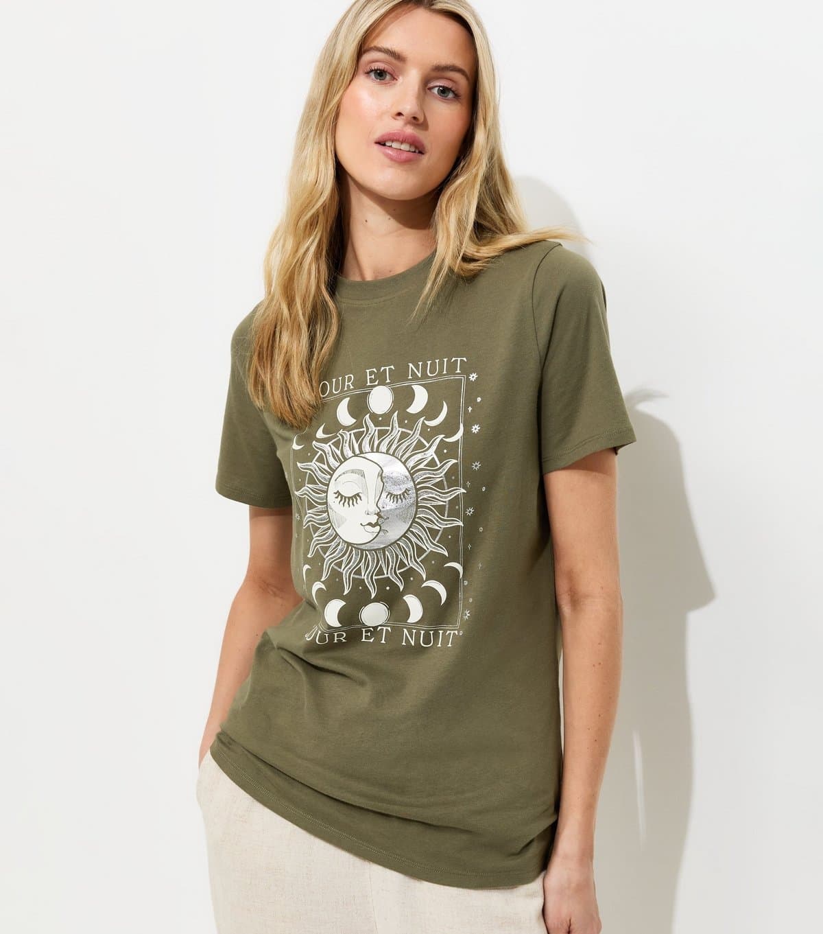 New Look New Look Tall Green Cotton Mystic Print Relaxed T-Shirt