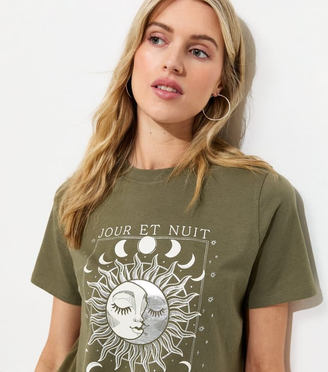 New Look Women's Tall Green Cotton Mystic Print Relaxed T-Shirt New Look - 2