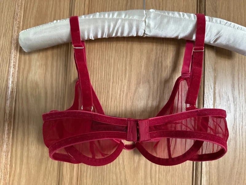 ASOS Design Red velvet underwire bra